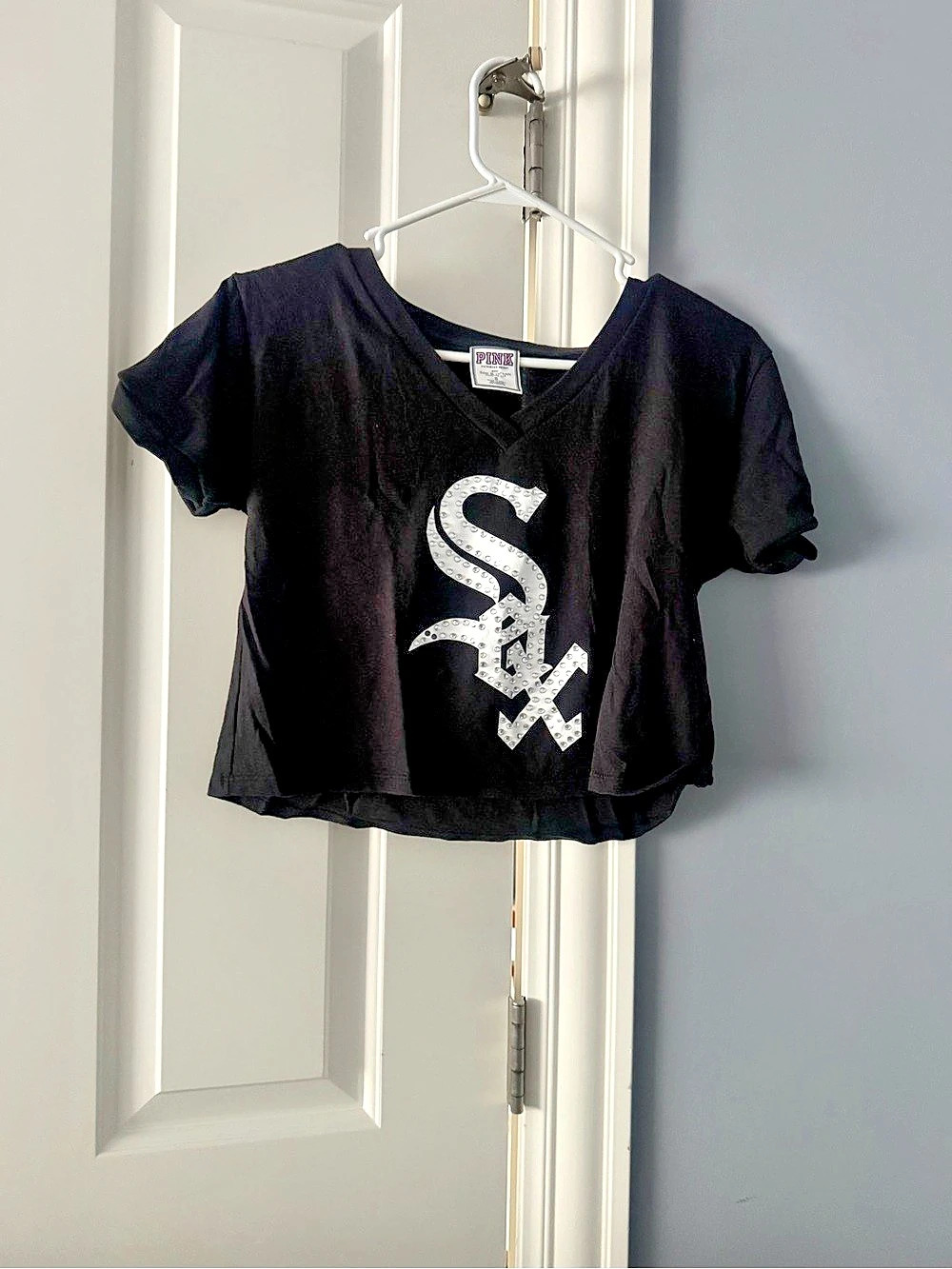 PINK Graphic Cropped Tee Black Small